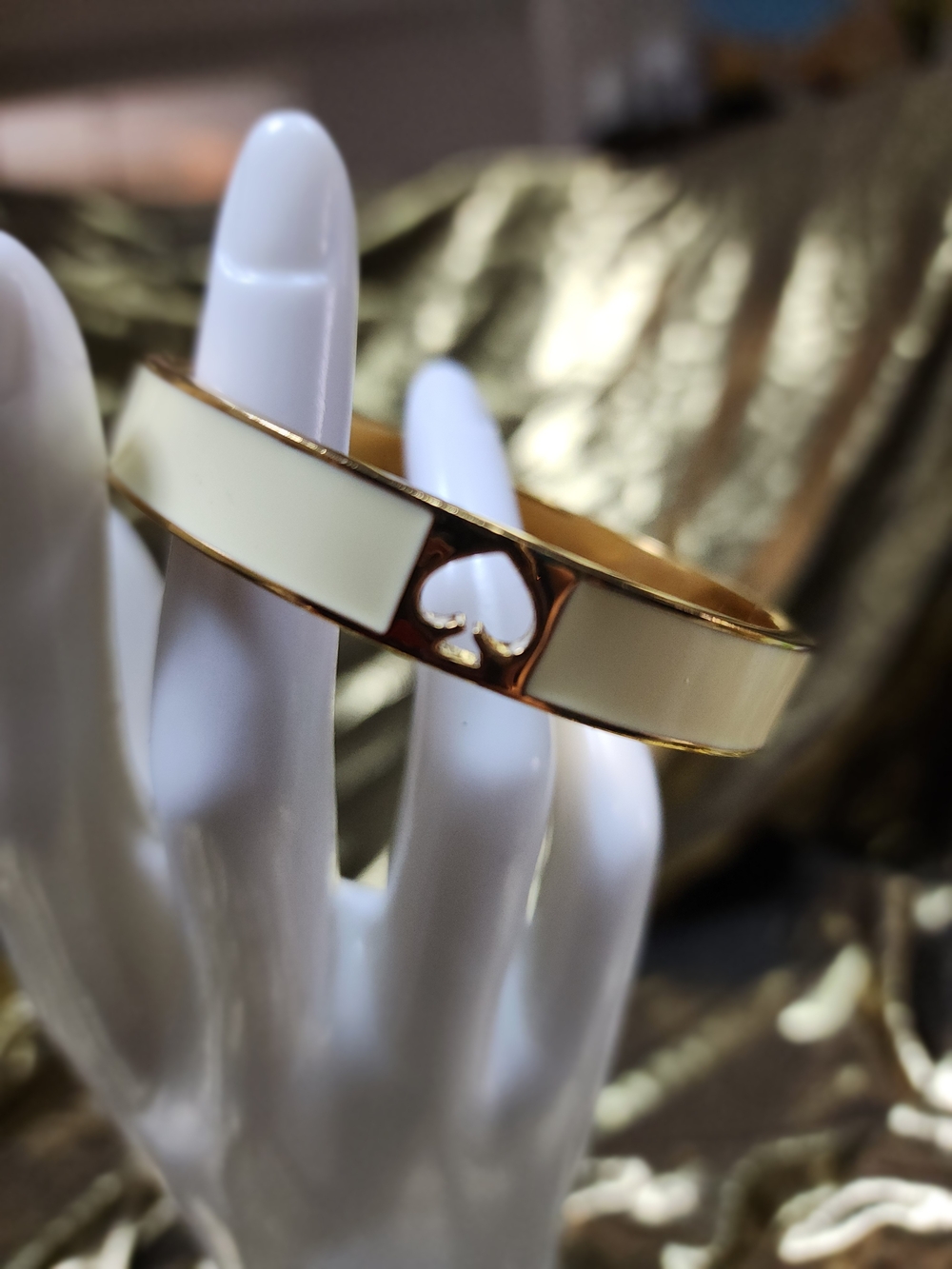 Kate Spade New York Cream‎ Enamel Gold-Tone Bangle Bracelet